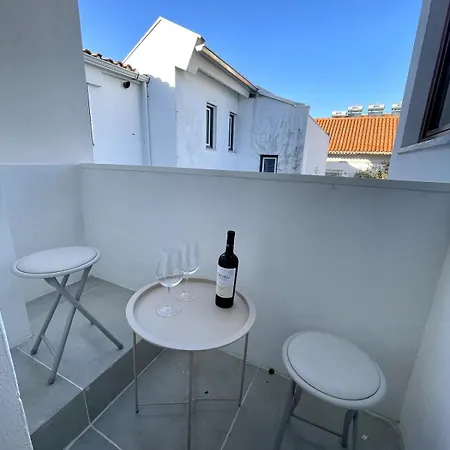 Edificio Senhoras Da Casa - Old Town With Balcony Daire *